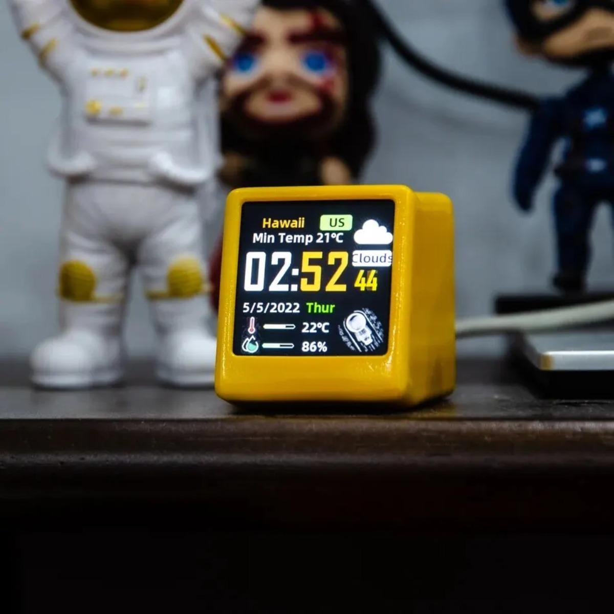 นาฬิกาดิจิตอลตั้งโต๊ะขนาดเล็กพ - Cool Office Tech Gadgets บทวิจารณ์และราคา